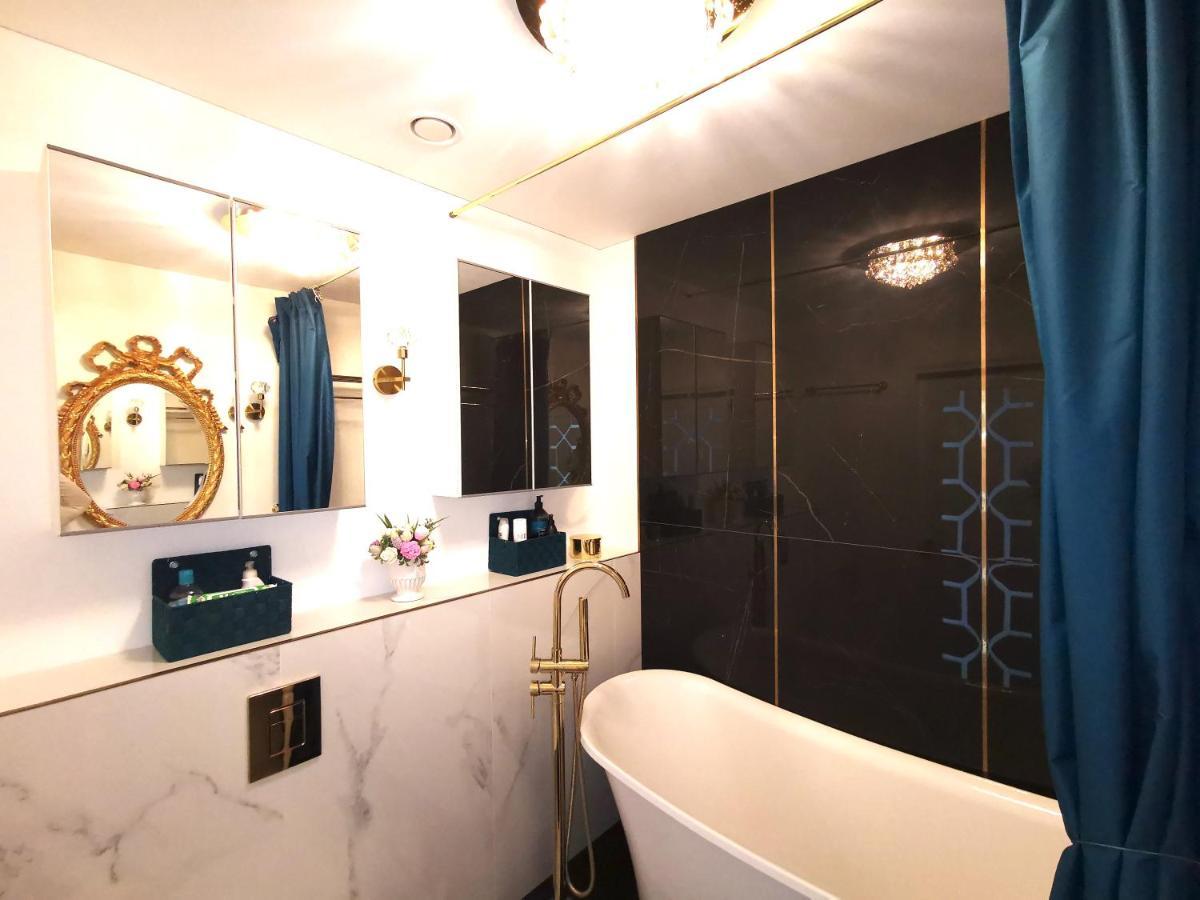 Апартаменты Luxury Penthouse With Large Terrace & Panoramic Old Town View Вильнюс Экстерьер фото